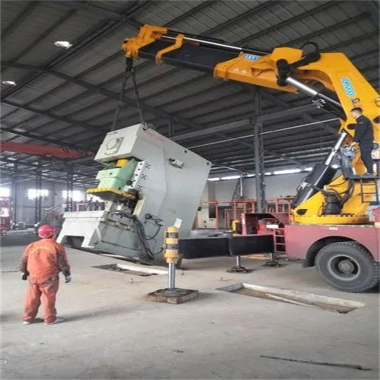 荆门80吨折臂吊车出租附近电话