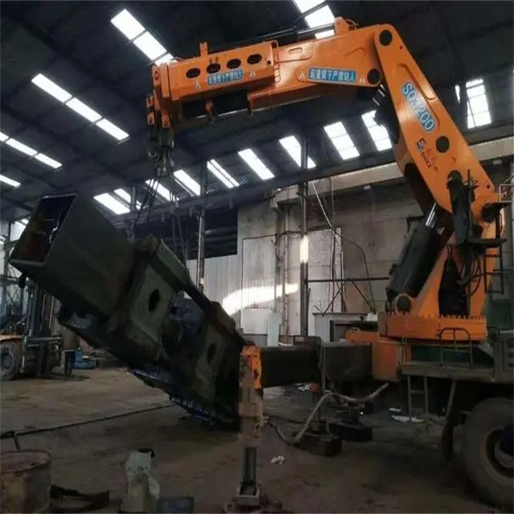 荆门130吨折臂吊车出租吊机租赁附近电话