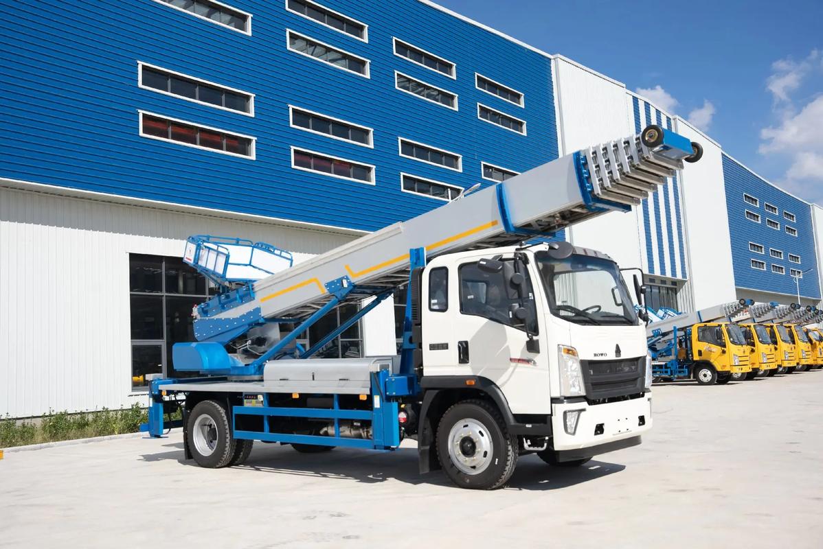 荆门出租云梯车高空作业车 建筑垃圾搬运